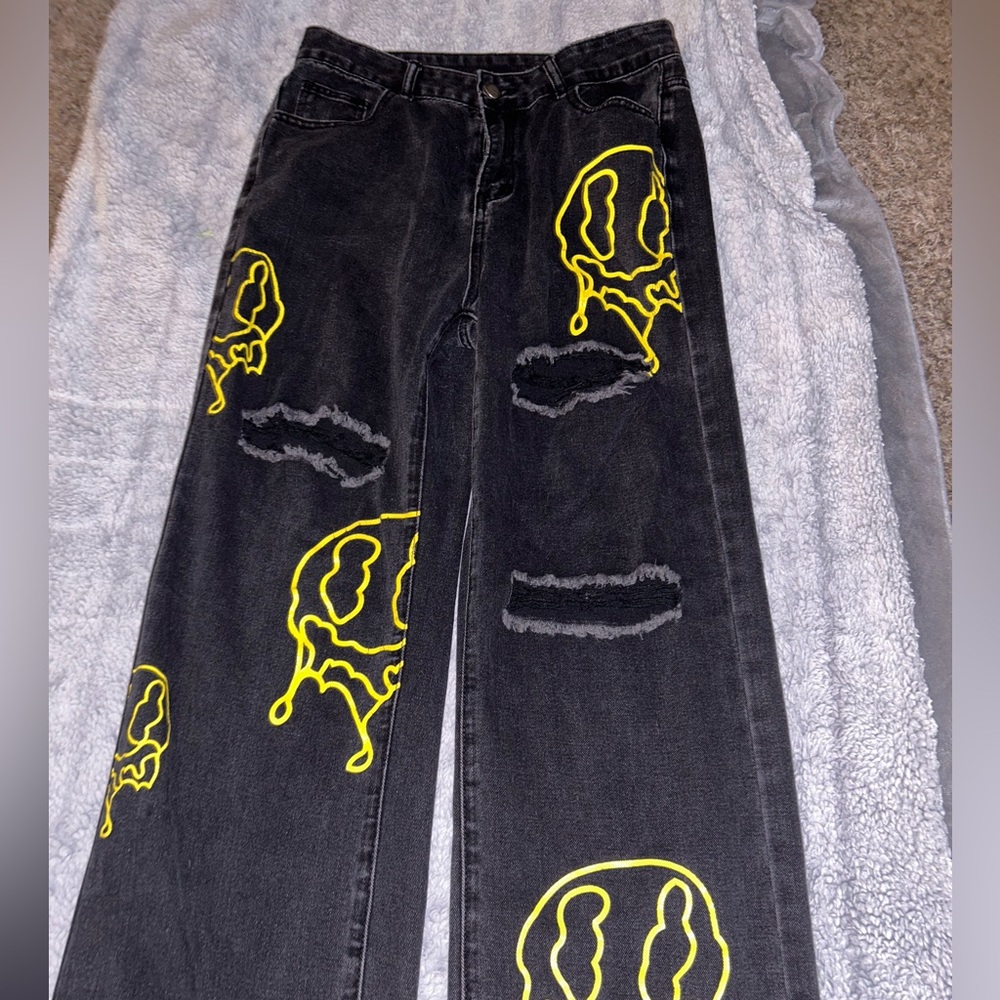 SHEIN Black Skinny Jeans with Yellow Graphic